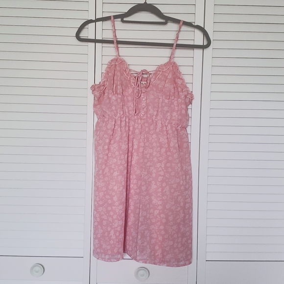 Jolie & Joy Dress - Picture 2 of 4